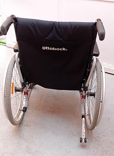 Invalidska kolica: Polovna očuvana kvalitetna Ottobock invalidska kolica proizvedena u — 2