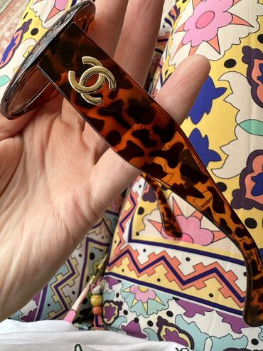 randolph naocare: Sunglasses, Chanel, color - Multicolored