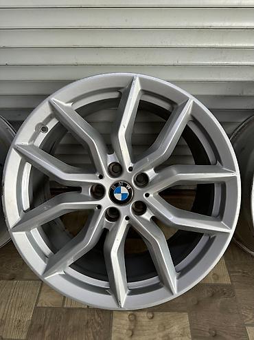Диски: Литые Диски R 19 BMW, Комплект, отверстий - 5, Б/у — 4