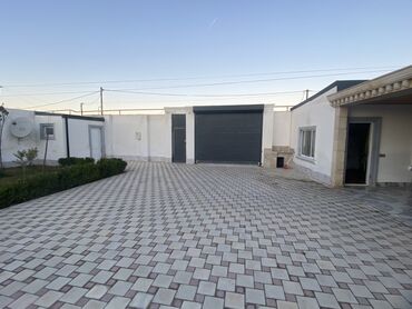Həyət evləri və villaların satışı: 7 otaqlı, 200 kv. m, Yeni təmirli — 40