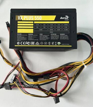 Ana platalar: Qida bloku 550 W