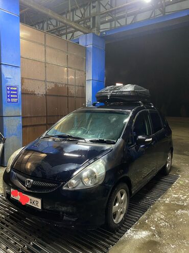 моторное масло 5w40 цена в бишкеке: Honda Fit: 2005 г., 1.3 л, Вариатор, Бензин, Хэтчбэк