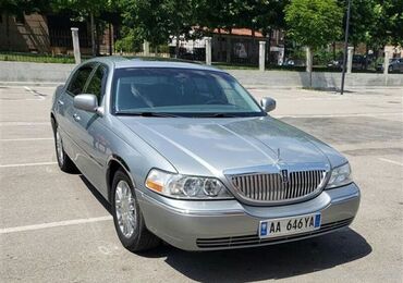 Transport: Lincoln Town Car: 4.6 l | 2006 year | 162000 km. Sedan