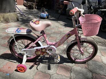 барабаны детские: Срочно продаем детские б/у велосипеды.Розовый для девочек 6-8лет