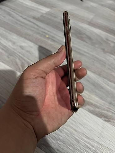 Apple iPhone: IPhone 11 Pro Max, Б/у, Золотой — 3