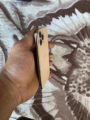 iphone 16 pro 2 ci el: IPhone 11 Pro, 256 GB, Qızılı, Face ID, Simsiz şarj — 5