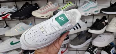 Patike: Patike na lalafo.rs — 3 Patike: Patike — 3