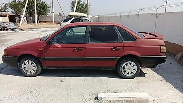 pass: Volkswagen Passat: 1991 г., 1.8 л, Механика, Бензин, Седан — 3