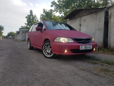 Honda Odyssey 3 л. 2002 | 240 км