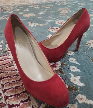 Туфли 36.5, цвет - Красный