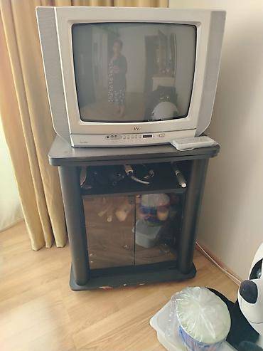 tv alanlar: İşlənmiş Televizor JVC LCD 24" HD (1366x768), Ünvandan götürmə — 1