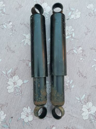 Auto delovi: Amortizeri zadnji Lada 7 Riva, Lada Niva broj 1. Polovno. očuvano — 11