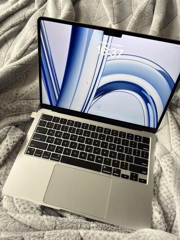 ноутбук бишкек в рассрочку: Ноутбук, Apple, Apple M2, Колдонулган
