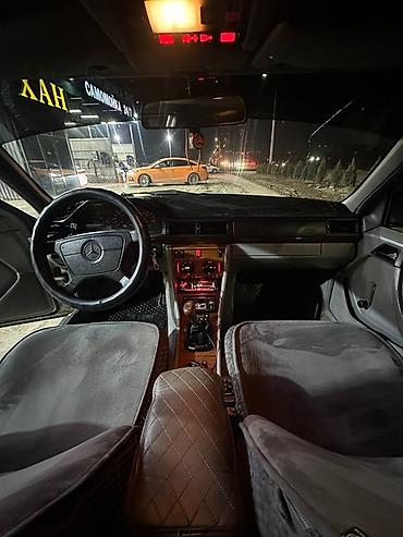 Mercedes-Benz: Mercedes-Benz W124: 1993 г., 2.2 л, Механика, Бензин, Седан — 9