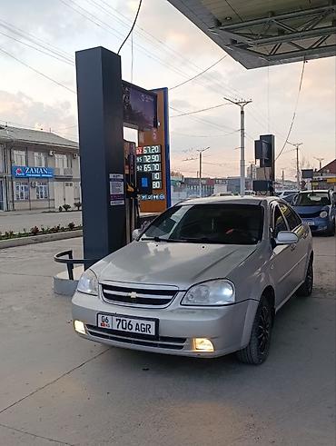 Chevrolet Lacetti: 2008 г., 1.4 л, Кол менен иштөөчү, Бензин, Седан — 2