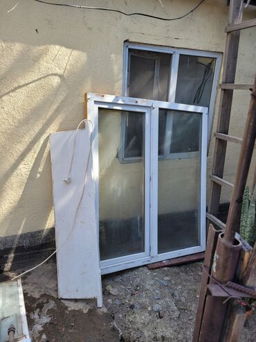 витражные окна бу: Пластиковое окно, цвет - Белый, Б/у, 155 *135, Самовывоз