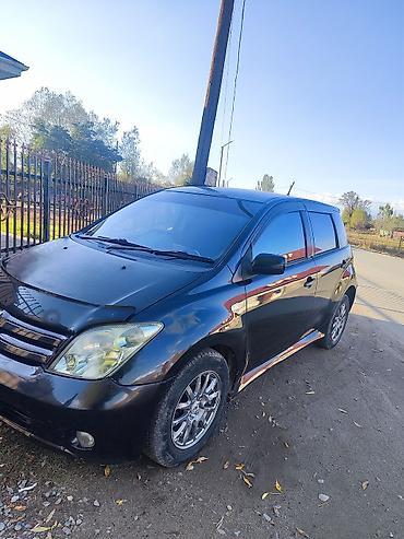 Toyota: Toyota Ist: 2003 г., 1.5 л, Автомат, Бензин, Седан — 2