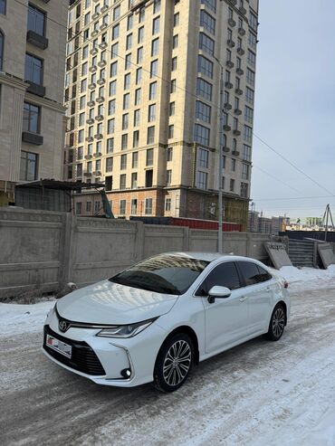 Toyota: Toyota Corolla: 2021 г., 1.6 л, Автомат, Бензин, Седан