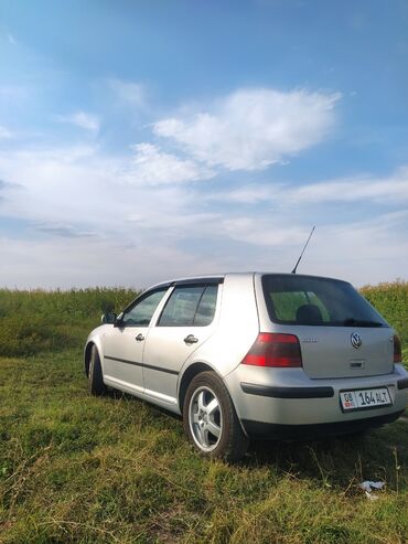 голф 6: Volkswagen Golf: 2000 г., 1.6 л, Автомат, Бензин, Седан