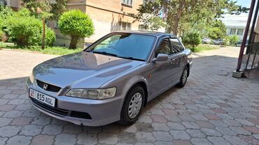 фит седан: Honda Accord: 2001 г., 1.8 л, Автомат, Бензин, Седан