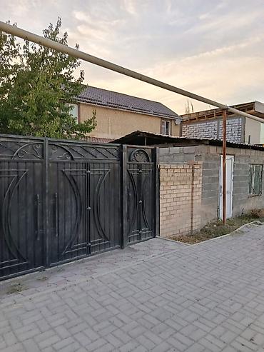 город талас: Продается двухэтажный дом с коммерческим помещением для бизнеса в — 1