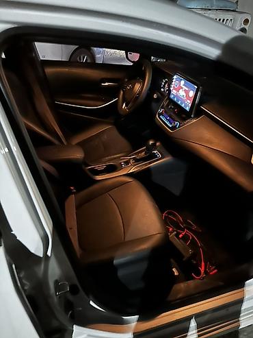 Продажа авто: Toyota Corolla: 2021 г., 1.8 л, Гибрид, Седан — 6