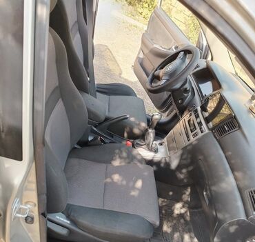 Toyota: Toyota Corolla: 1.6 l | 2006 il Hetçbek — 17