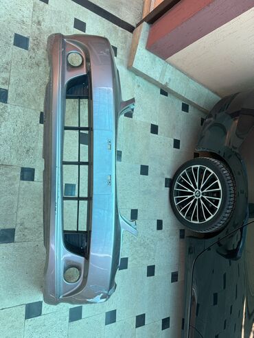 бампер ремонт: Передний Бампер Honda 2003 г., Б/у, цвет - Серый, Оригинал