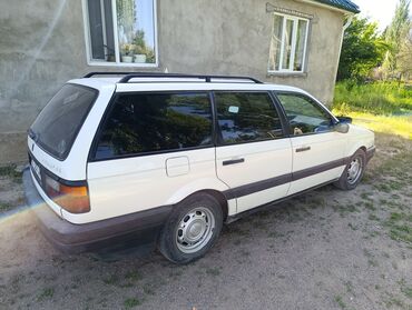 Volkswagen: Volkswagen Passat: 1991 г., 1.8 л, Механика, Бензин, Универсал