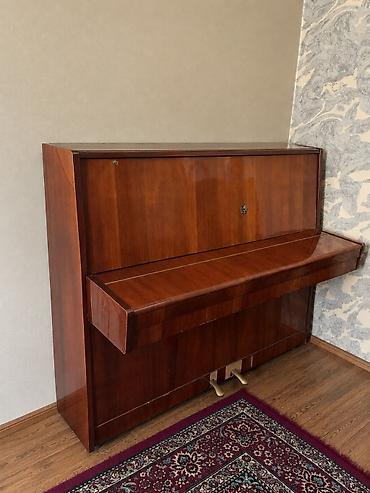 Клавишные инструменты: Pianino satılır. Belarus Köklənməlidir. Qiymət: 120 AZN. Ünvan: Nizami — 1