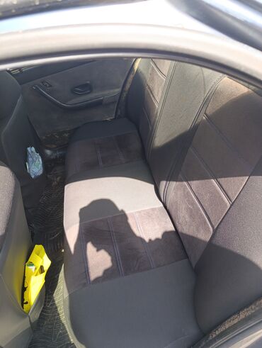 Iran Khodro: Iran Khodro Samand: 1.8 l | 2006 il 435000 km Sedan — 21