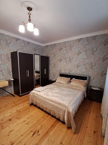 Günlük kirayə evlər: 90 kv. m, 3 otaqlı — 14