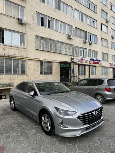 хундай 2: Hyundai Sonata: 2020 г., 2 л, Автомат, Газ, Седан