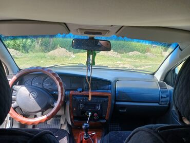 Opel: Opel Omega: 2003 г., 2.2 л, Механика, Газ, Седан — 10