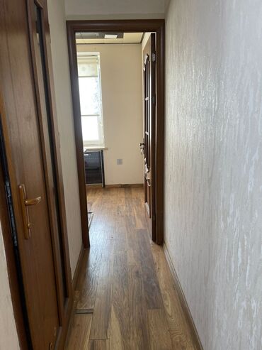 Köhnə tikili: Bakı, Neft Daşları qəs., 3 otaqlı, Köhnə tikili, m. Qara Qarayev, 65 kv. m -da lalafo.az — 7 Köhnə tikili: Bakı, Neft Daşları qəs., 3 otaqlı, Köhnə tikili, m. Qara Qarayev, 65 kv. m — 7