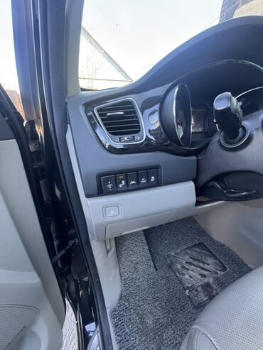 Kia: Kia Carnival: 2020 г., 2.2 л, Автомат, Дизель, Минивэн — 9