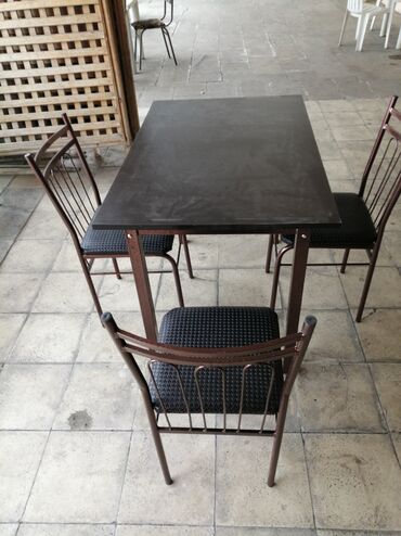 Masa və oturacaq dəstləri: Mətbəx üçün, Yeni, Açılmayan, Kvadrat masa — 30