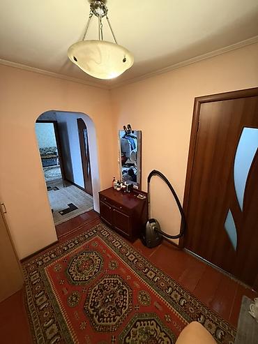 Продажа коттеджей и домов: Продаётся жилой дом с участком в ж/м Кок-Жар. • Двор с мощёными — 15