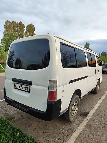 dodge caravan: Nissan Urvan: 2003 г., 2.4 л, Механика, Бензин, Минивэн — 4