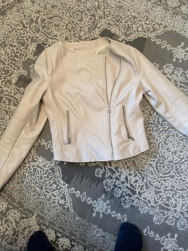 kiraye paltarlar 25 azn instagram: Женская куртка XS (EU 34), цвет - Бежевый