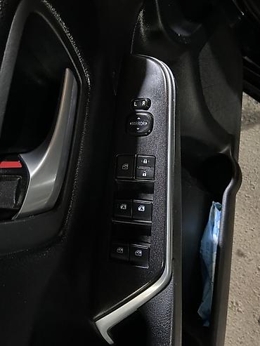 машина инамарка: Toyota Camry: 2017 г., 2.5 л, Автомат, Бензин, Седан — 10