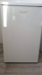 ош холодилник: Холодильник Zanussi, Однокамерный, De frost (капельный)