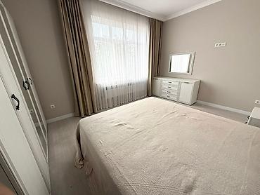 Продажа коттеджей и домов: 4 комнаты, 213 м², 5 соток, Бишкек — 10