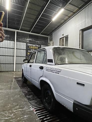 camry 70: ВАЗ (ЛАДА) 2107: 1995 г., Механика, Седан — 1