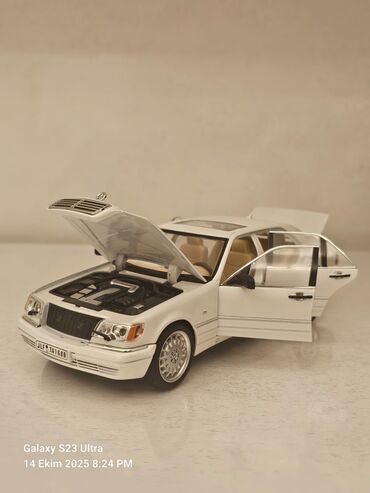 Musiqi alətləri: Metal model avtomobil – Mercedes-Benz S-Class W140 (ağ rəng)