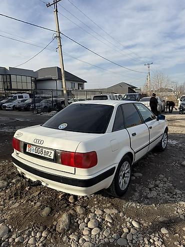 Audi: Audi 80: 1993 г., 2 л, Механика, Бензин, Седан — 9