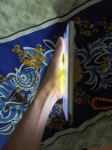 playstation 4 oyunları bakida: Smartfon – böyük tam ekranlı, ön hissədə “dinamik ada” tipli — 5