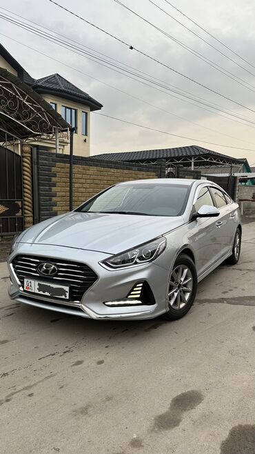 Hyundai: Hyundai Sonata: 2017 г., 2 л, Типтроник, Газ, Седан