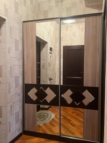 metbex şkafları: Qarderob, paltar dolabı