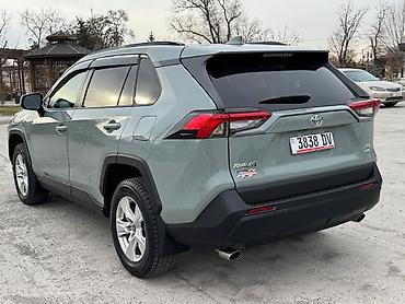 Toyota: Toyota RAV4: 2021 г., 2.5 л, Автомат, Бензин, Кроссовер — 5